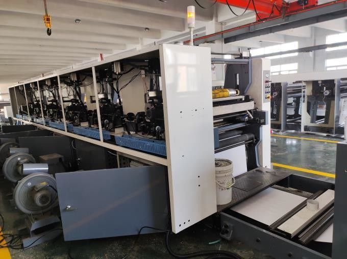 PLC Control Flexo Printing Machine dengan Die-Cutting Ulang 286-1200mm dan Efficienc Tinggi