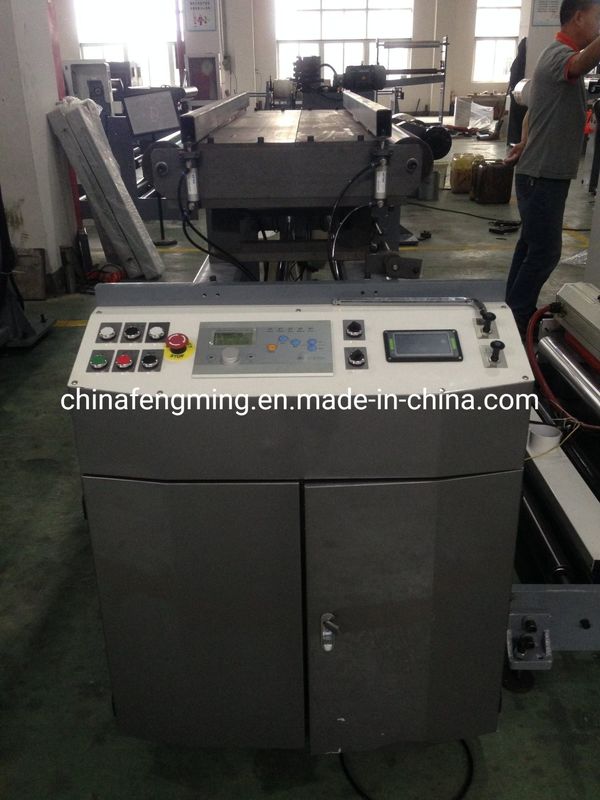 Mesin pemotong kertas roll to roll Flexo Printing dengan Max. Lebar cetak 900mm
