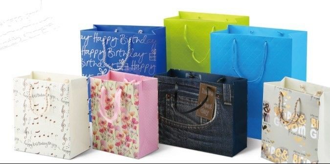 Permintaan yang disesuaikan Mesin Pencetak Flexo Berkecepatan Tinggi 6 Warna Untuk Gulungan Kertas 60-350GSM