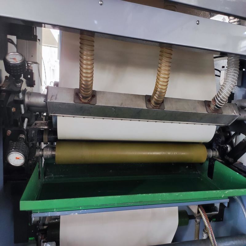 Mesin Pencetakan Flexographic dengan Air Doctor Coater