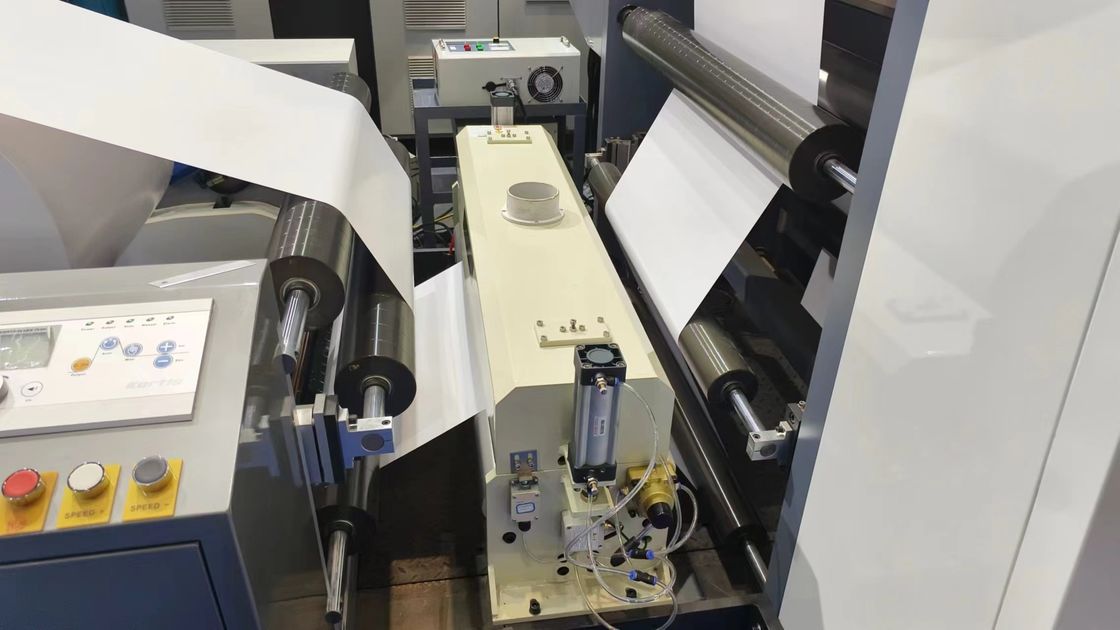 Mesin Pencetak Flekso Berkecepatan Tinggi dengan Sistem Servo Drive dan IR Dryer