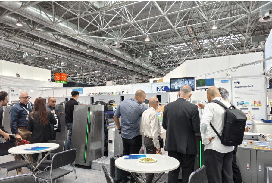 PLC dikendalikan Sleeve Type Flexo Printing Machine dengan Max. lebar cetak 1000mm